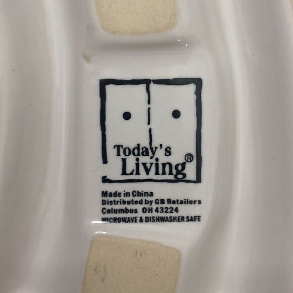 Today’s Living Divided White Ceramic 3 Section Olive Appetizer Nut Trinket Dish - Picture 4 of 5